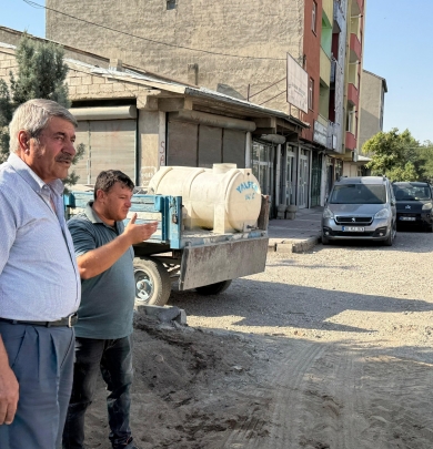 ???? İnönü Mahallesi Alpaslan Camii Çevresinde Çalışmalar Tamamlanıyor