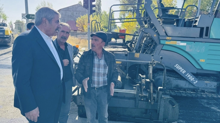 Yeni Bir Yolda Daha Asfalt Çalışmamızı Başlattık. ????Şehir Merkezi Mezarlık Yolu