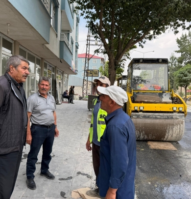 Her Adımda Hizmet: Malazgirt Caddesi'ne Sıcak Asfalt