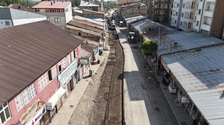 Malazgirt Caddesi'nde Hafta Sonu Çalışması: Kapsamlı Yenileme